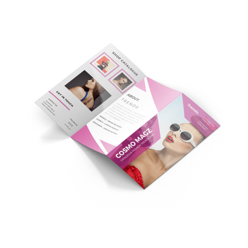 UV High-Gloss Brochures – Ultra-Vibrant Mirror Finish
